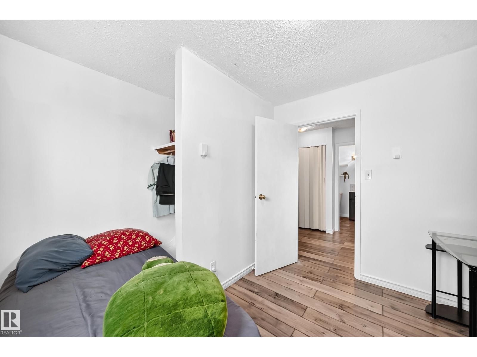 64 HABITAT CR NW - 17