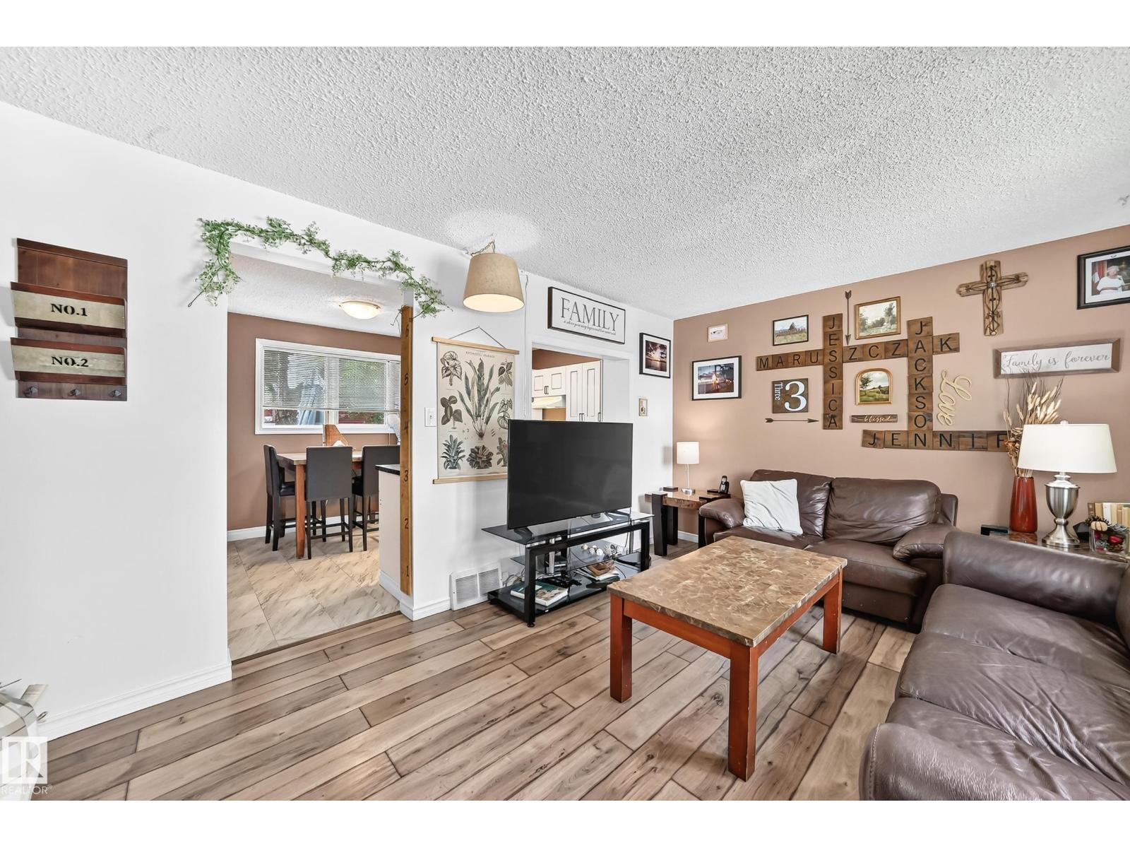 64 HABITAT CR NW - 4