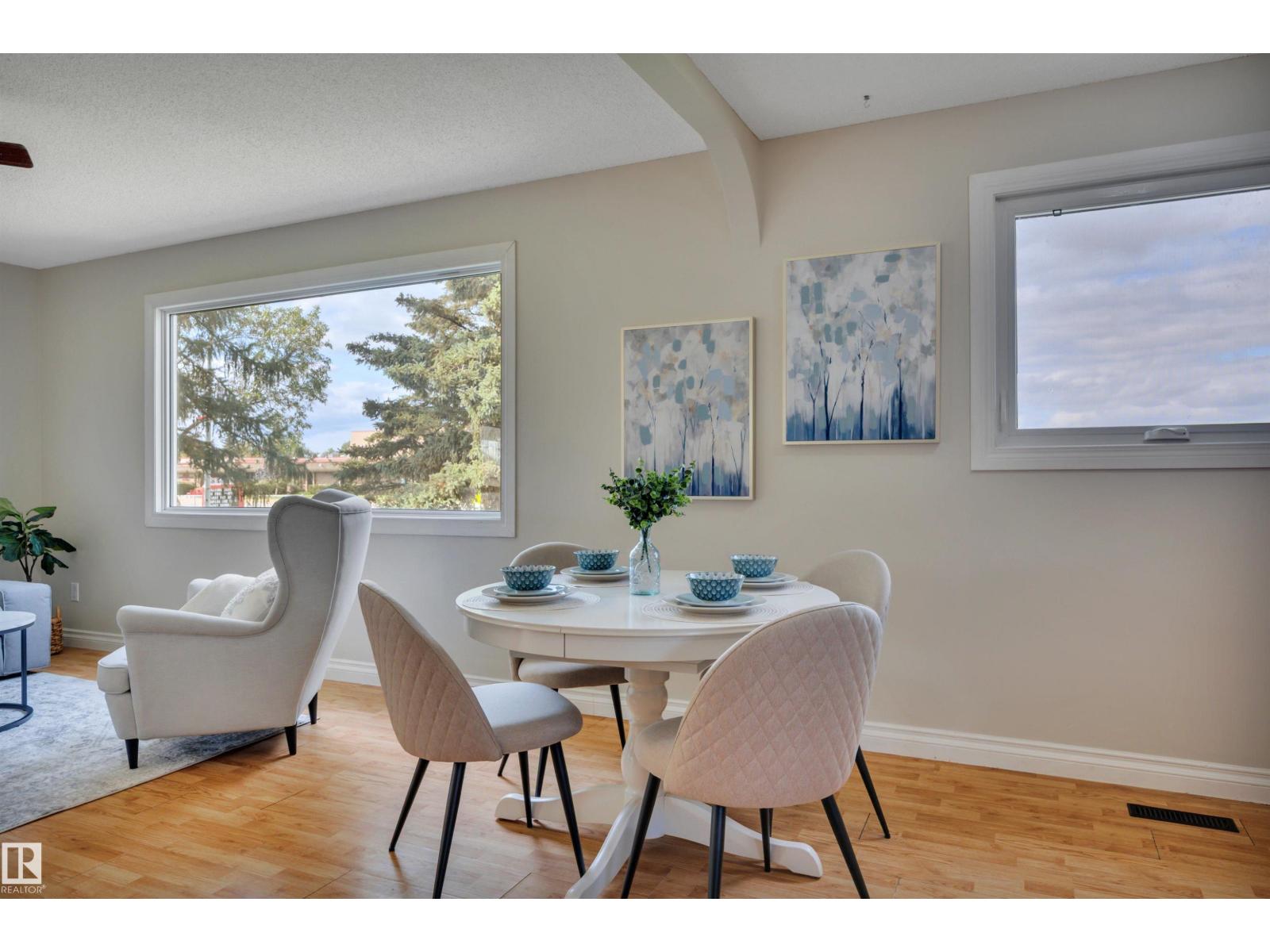 148 CORINTHIA DR - Image 12