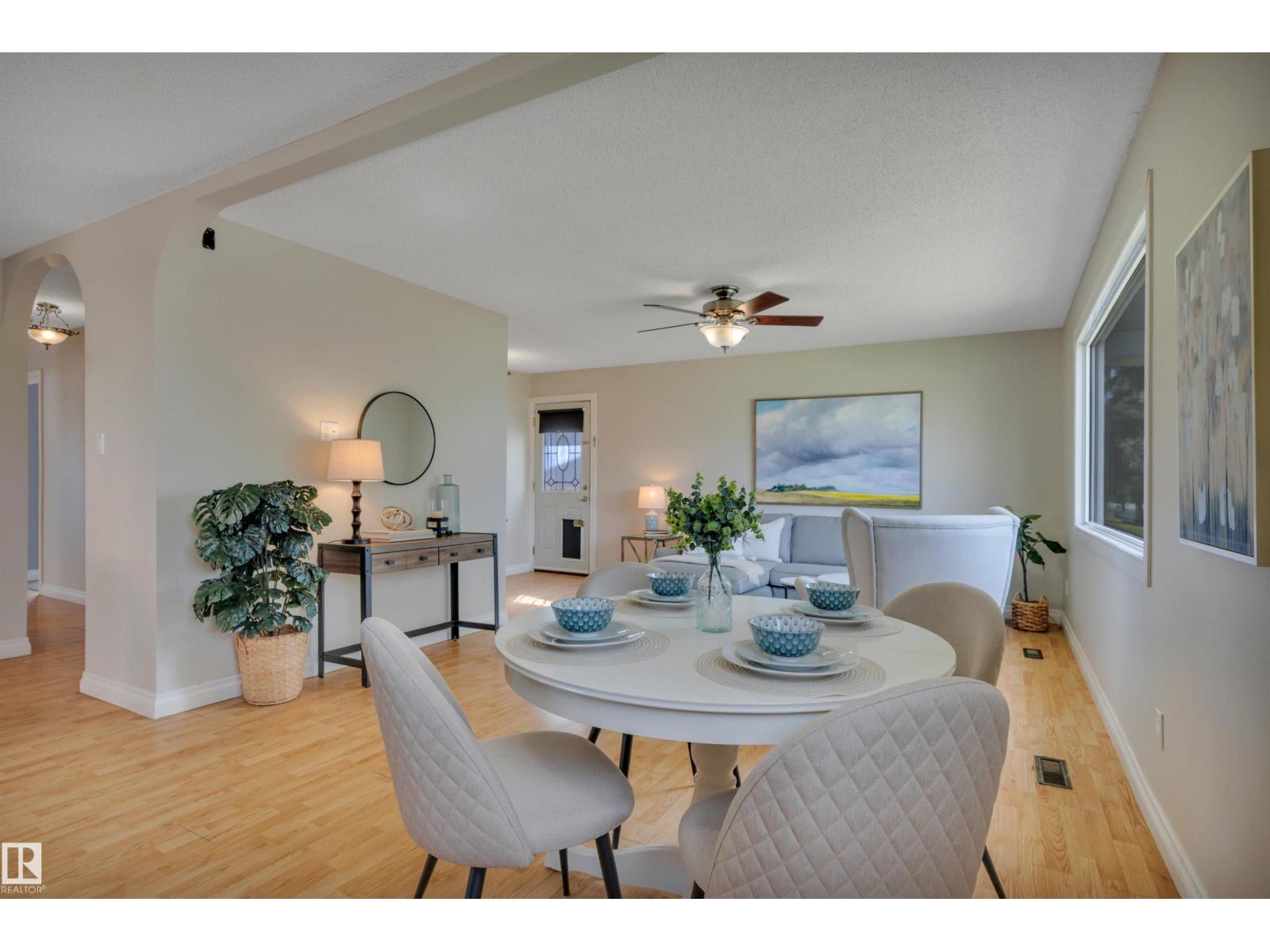 148 CORINTHIA DR - Image 13
