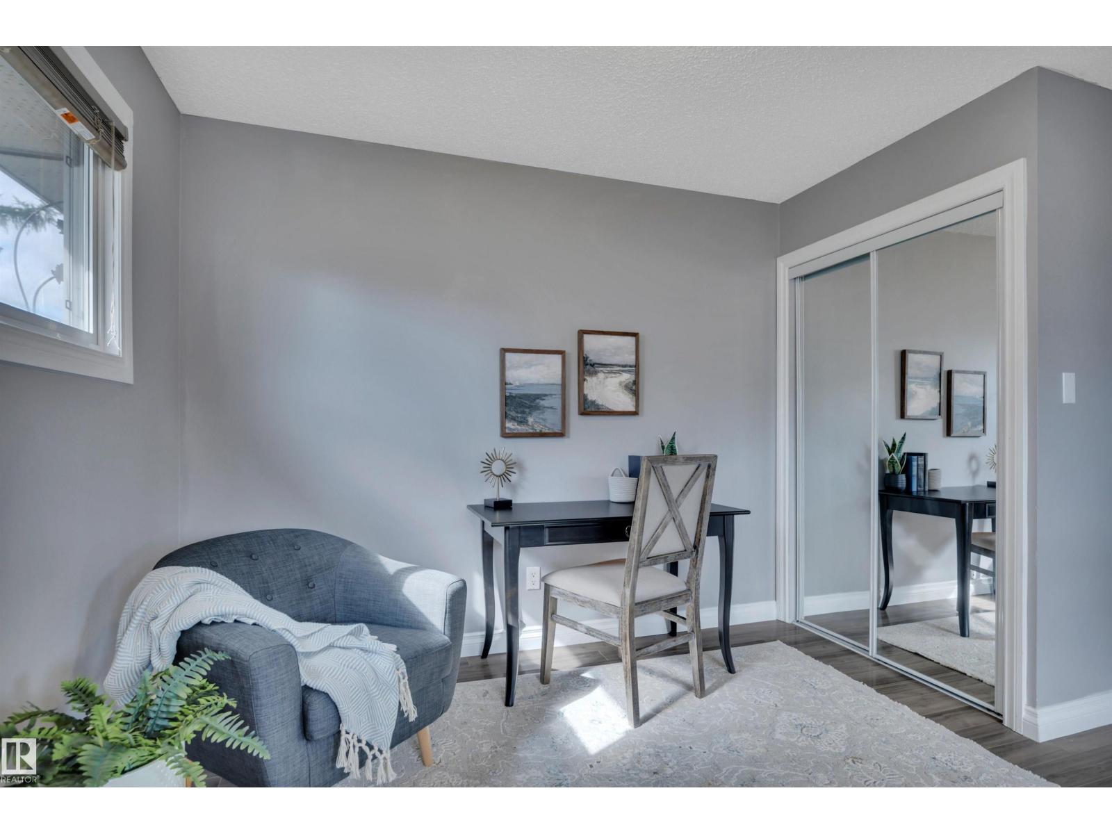 148 CORINTHIA DR - Image 24