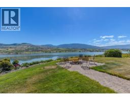 Kitchen - 6902 Old Kamloops Road, Vernon, BC V1H1W1 Photo 9