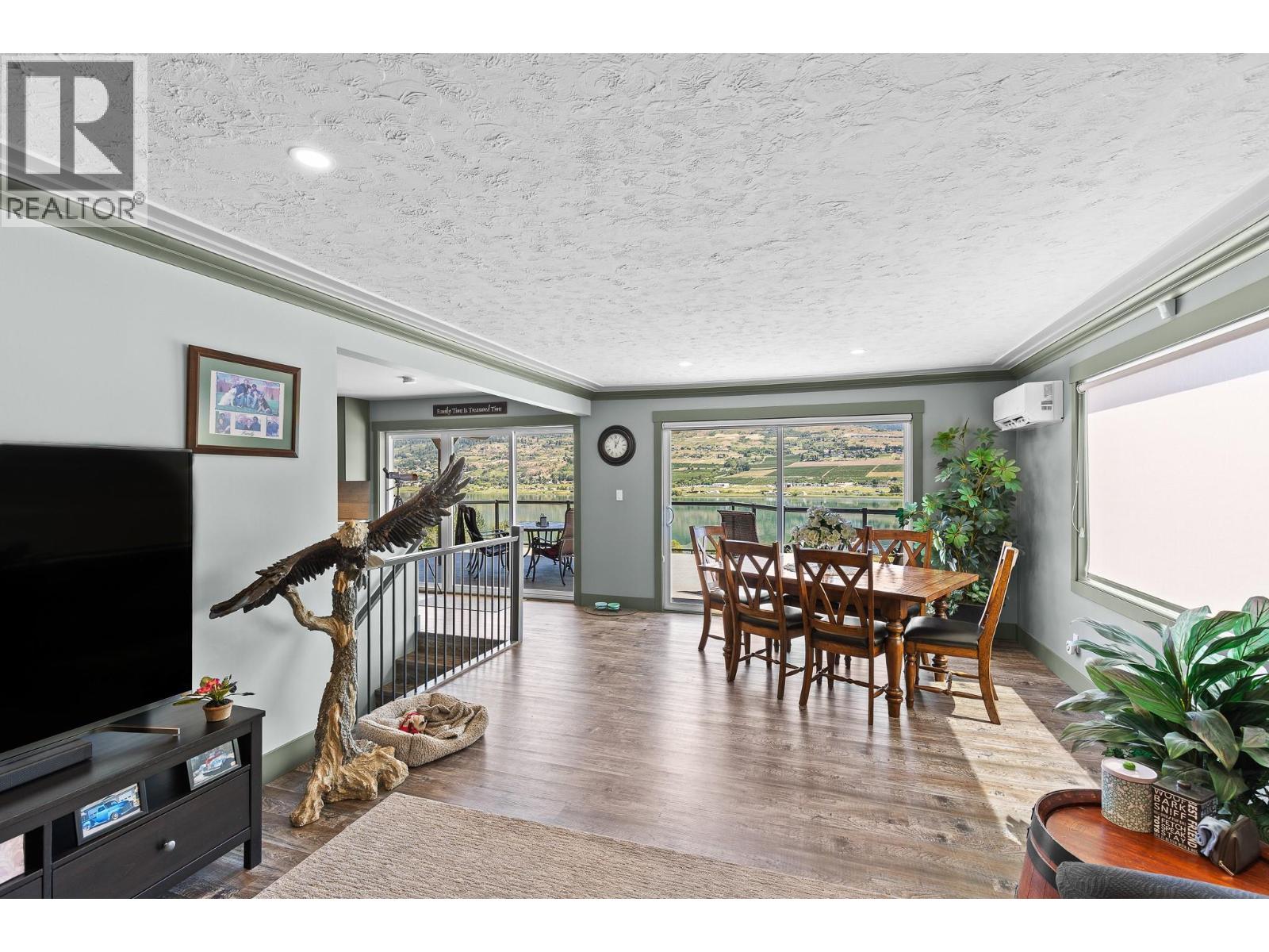 6902 Old Kamloops Road - 43