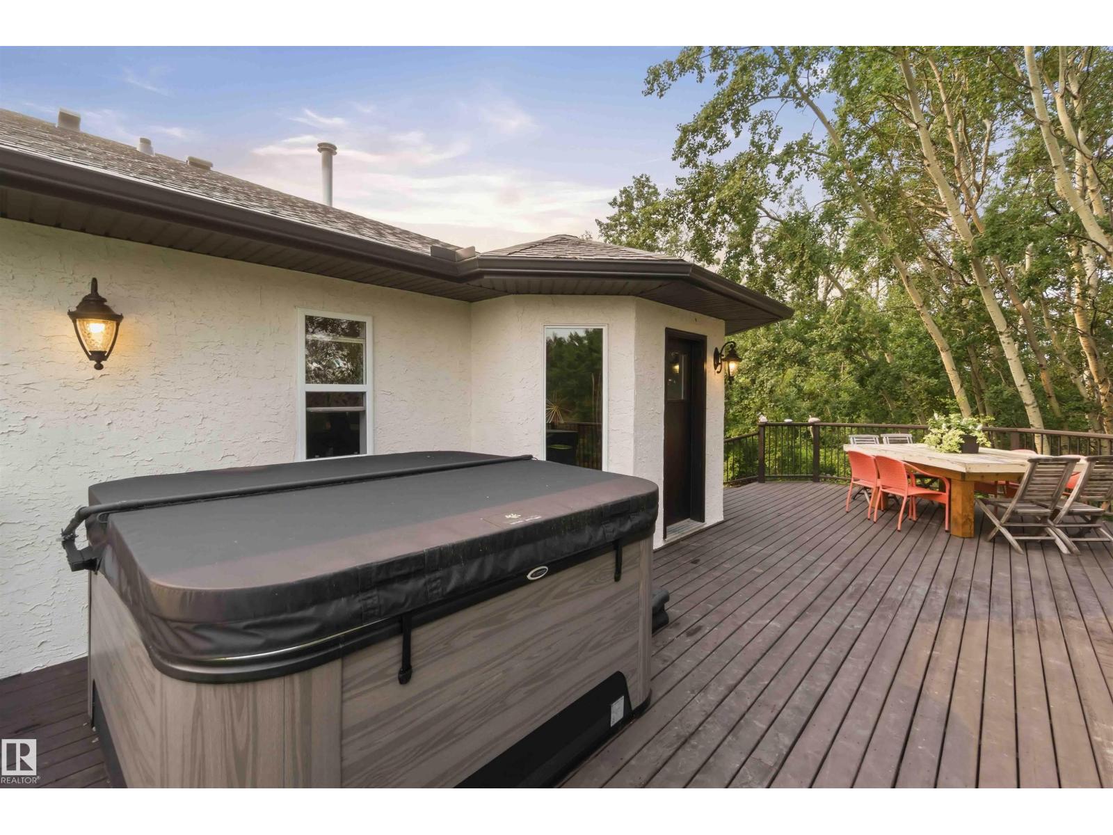 #205 52552 RGE ROAD 224 - 53