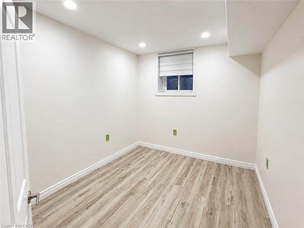 166 LADYSLIPPER Drive Unit# Basement — photo 2