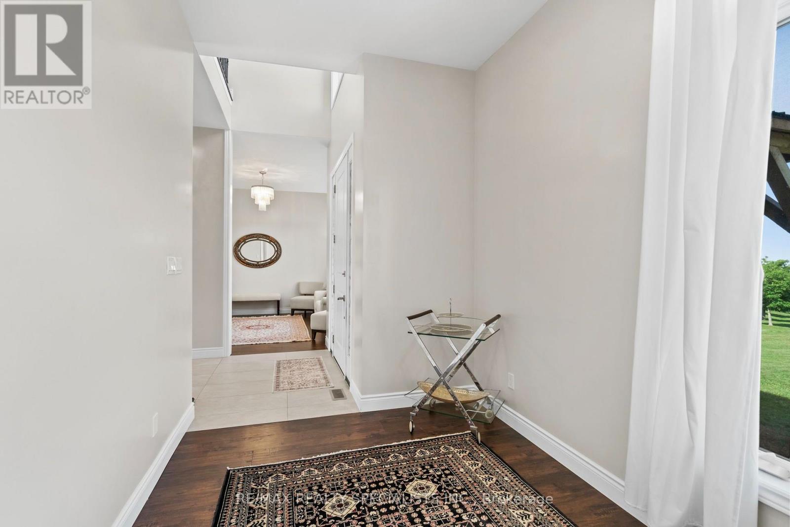 676378 CENTRE ROAD - 23