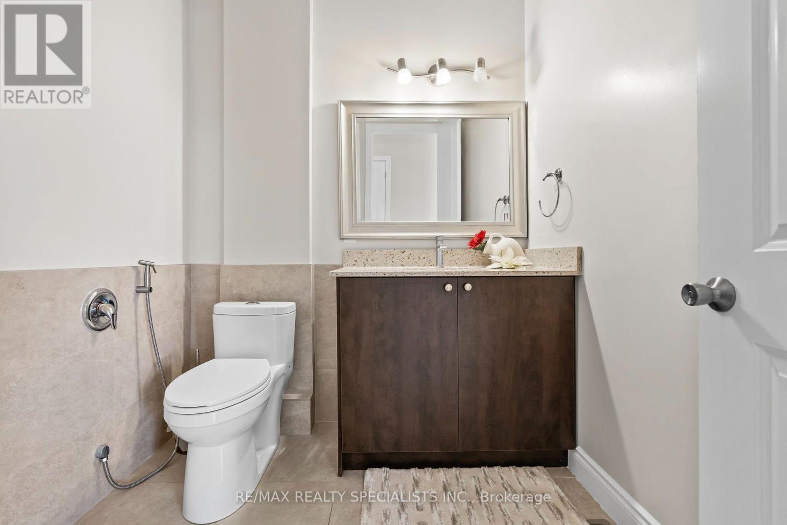 676378 CENTRE ROAD - 24