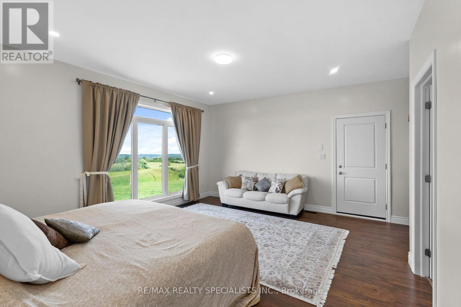 676378 CENTRE ROAD - 29