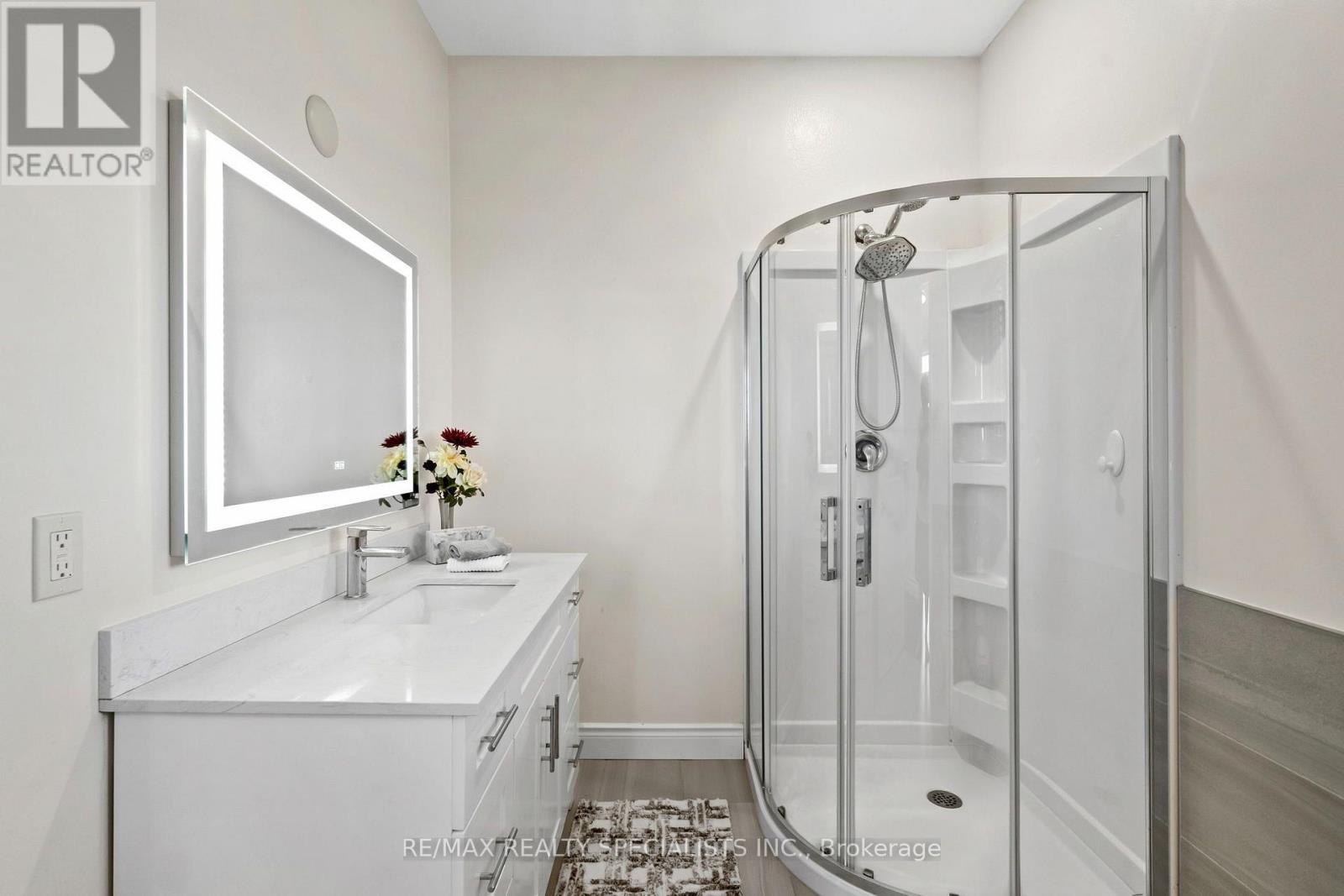 676378 CENTRE ROAD - 34