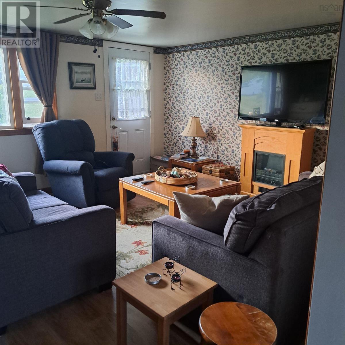 4540 HIGHWAY 2 - 4