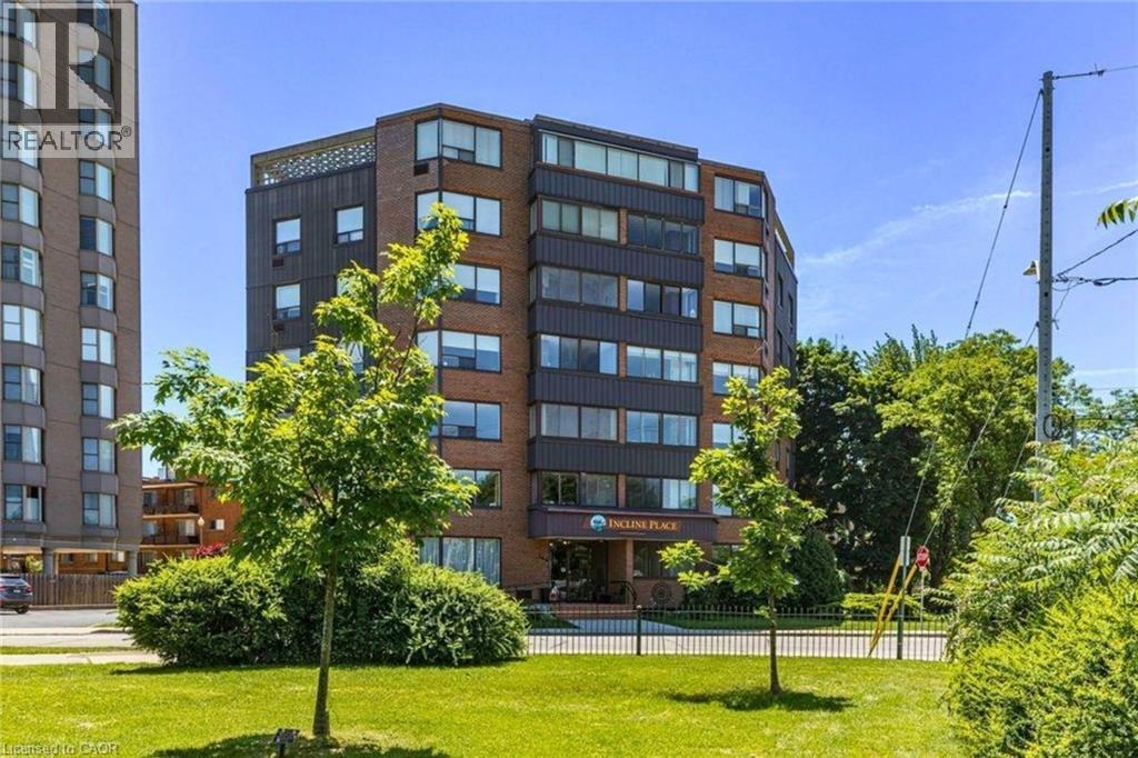 View of apartment building / complex