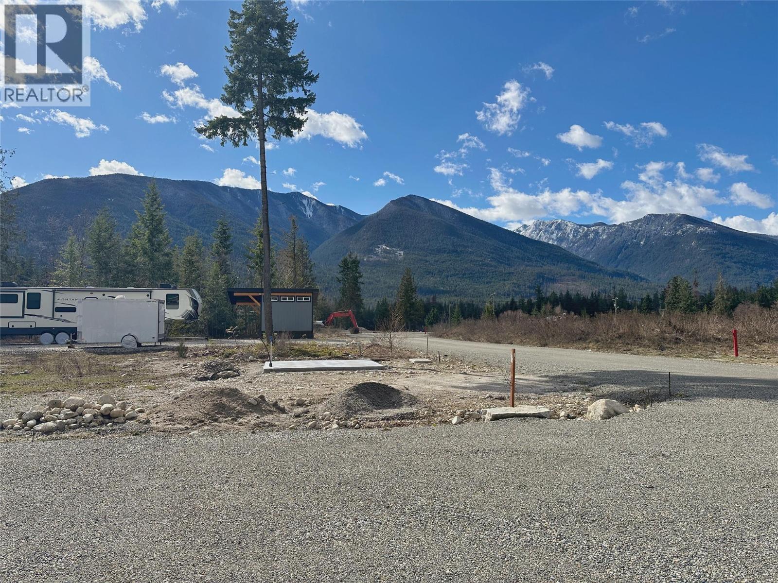 205 EDWARDS Street Lot# 55, Balfour
