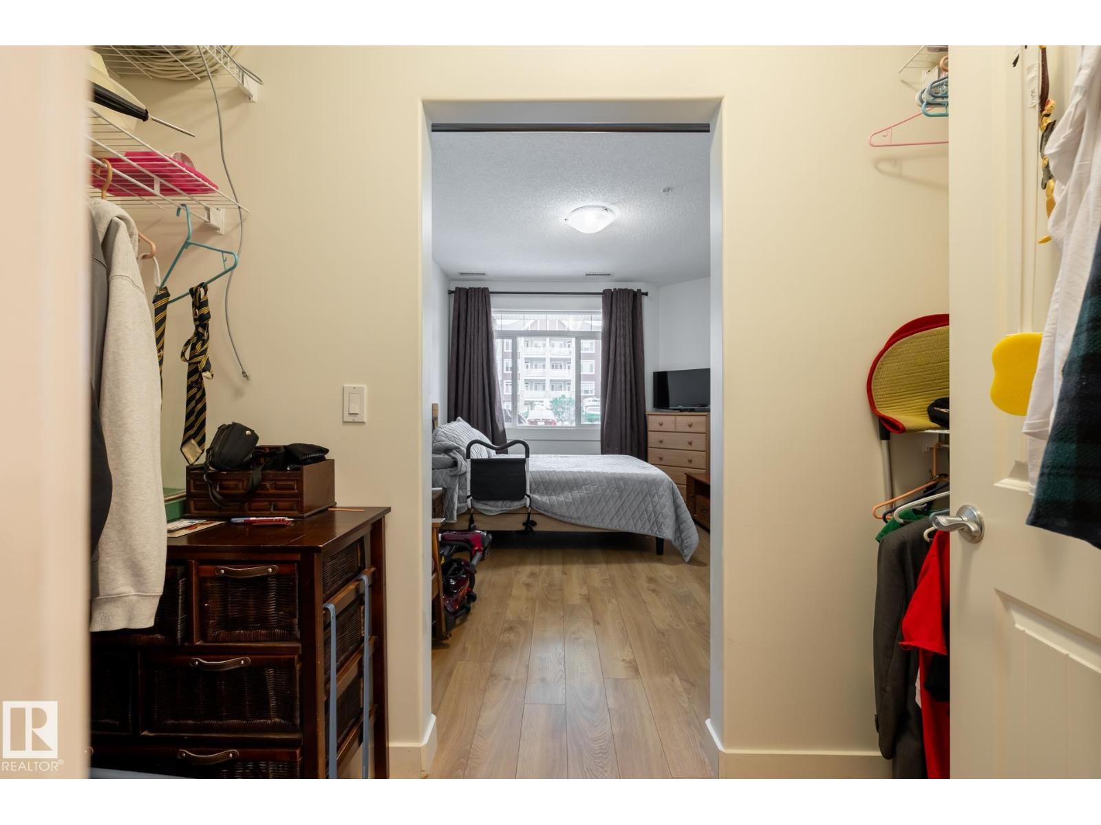 #133, 511 QUEEN ST - 24