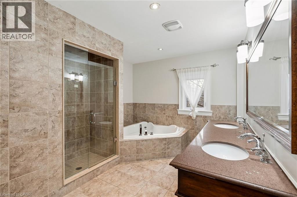 1541 GARNET Avenue - 23