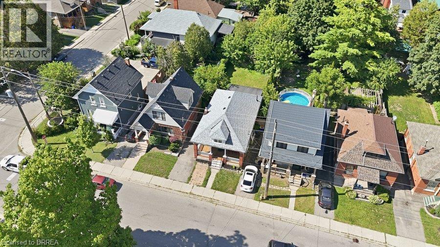 3-bedroom home for sale at 104 MARY Street, Brantford ON · photo 15 of 49