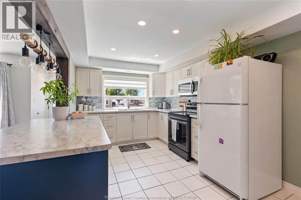 149 HALL STREET North - 18
