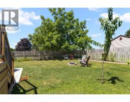 Kitchen - 149 Hall Street North, Blenheim, ON N0P1A0 Photo 11
