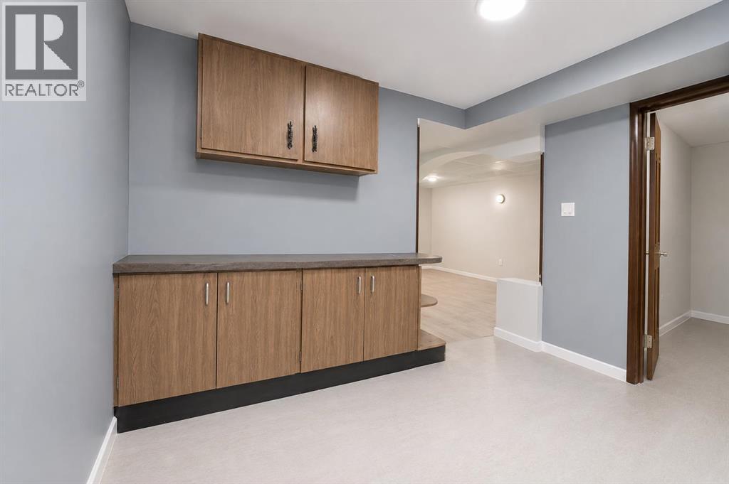9301 108 Avenue - Image 12