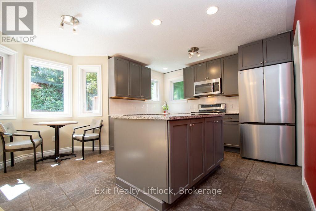 3133 FRANCES STEWART ROAD - 8