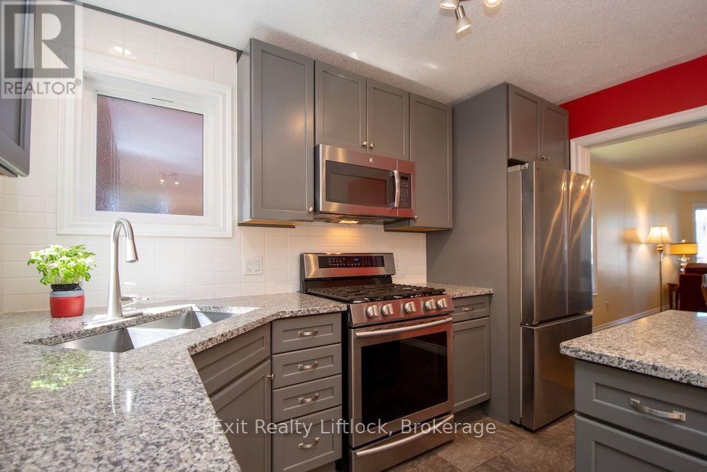 3133 FRANCES STEWART ROAD - 9