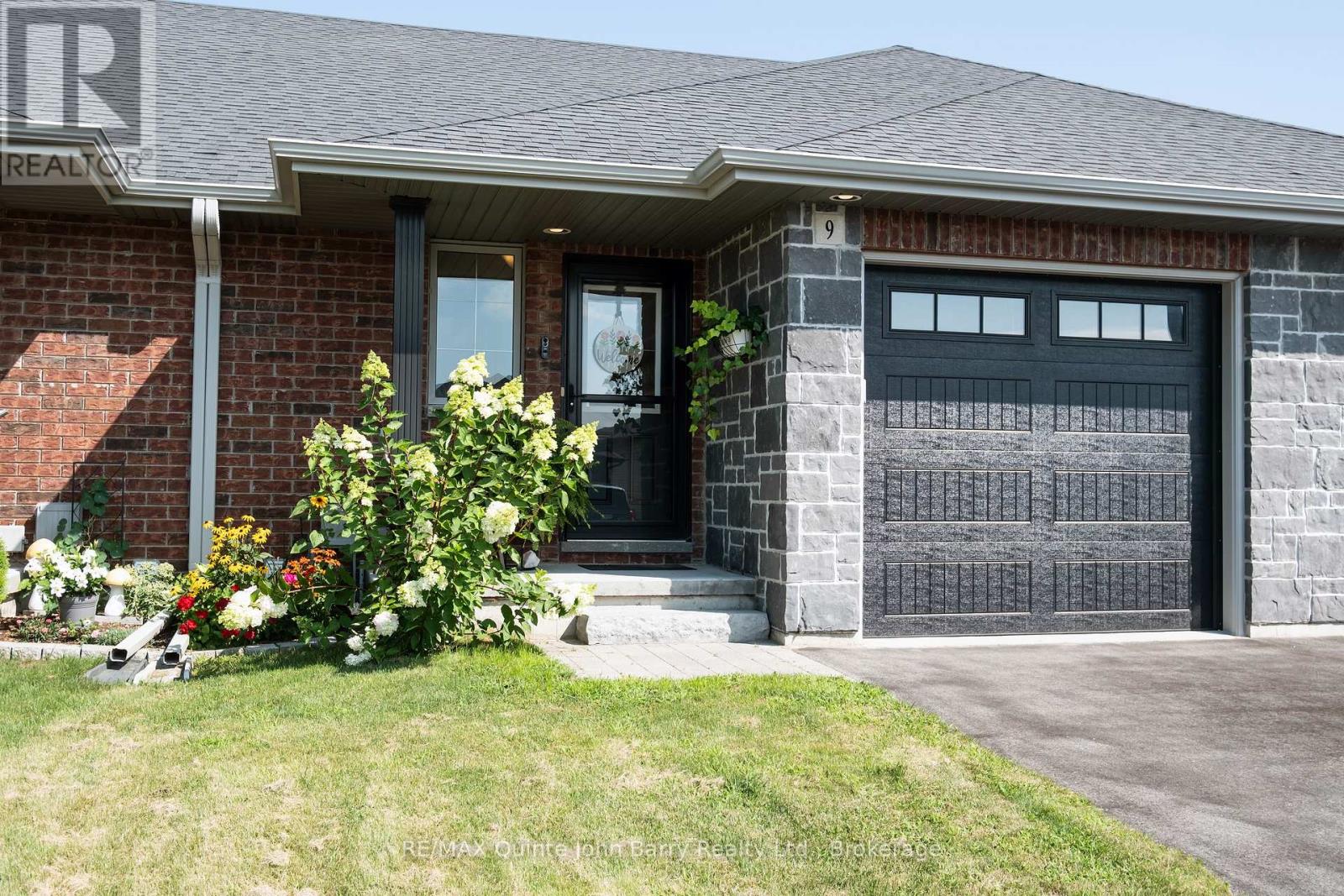 9 MCINTOSH CRESCENT, Quinte West (Murray Ward) — photo 2