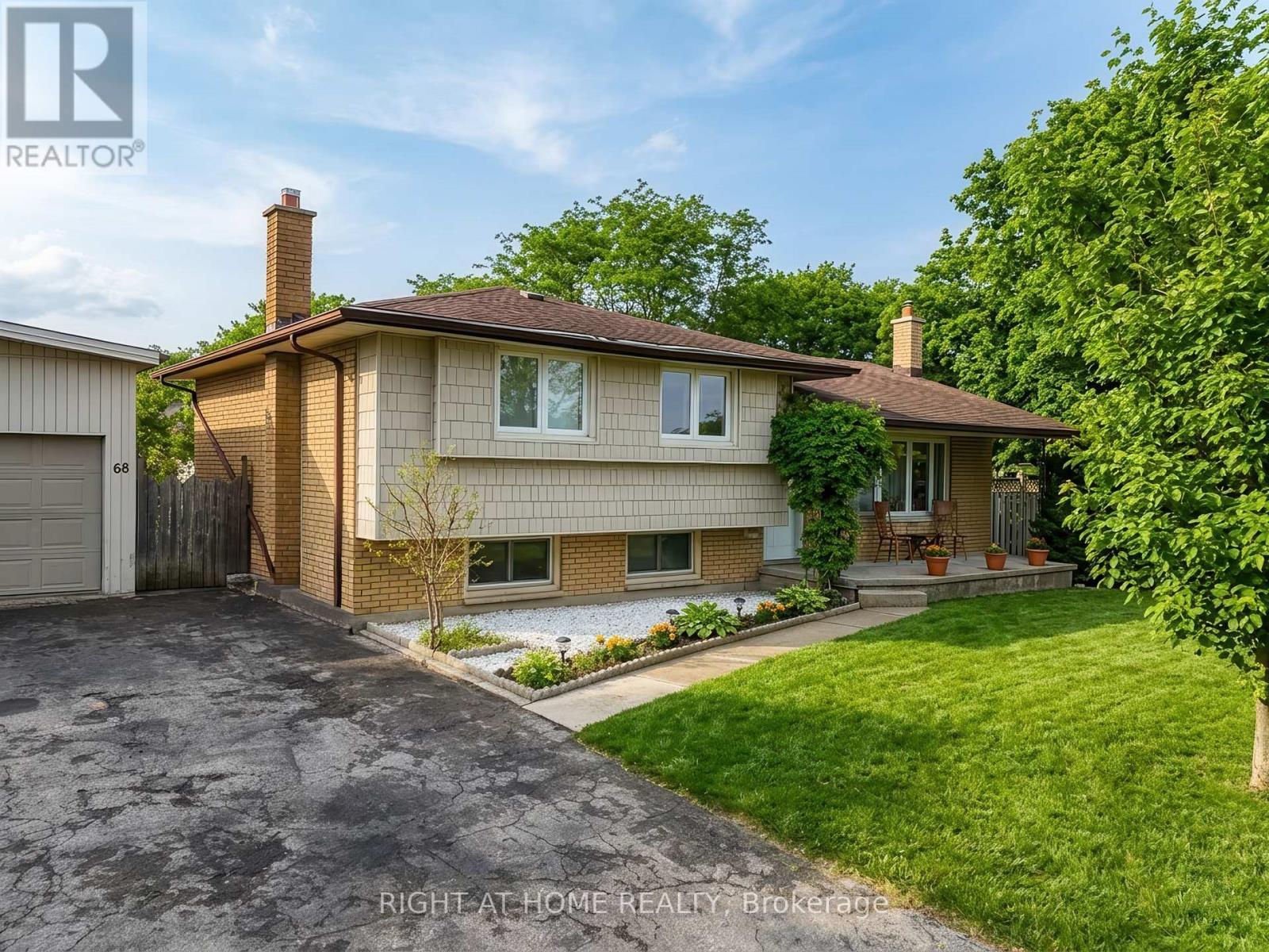 68 DOWNING CRESCENT - Image 3