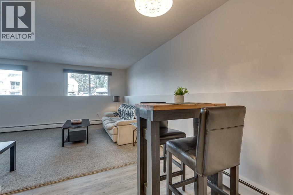#3 5 Stanton Street - 13