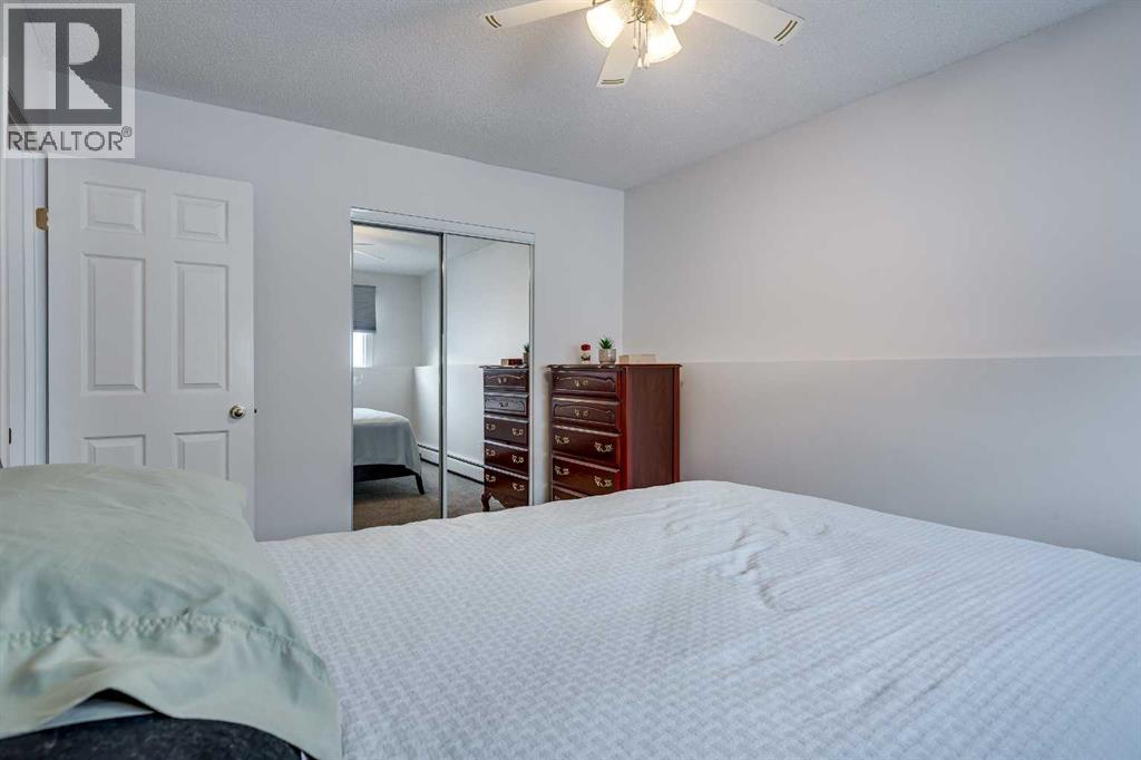 #3 5 Stanton Street - 25