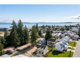 946 160 Street, Surrey, BC V4A4W5 Photo 9