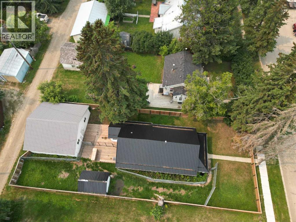 4915 52 Avenue - 25