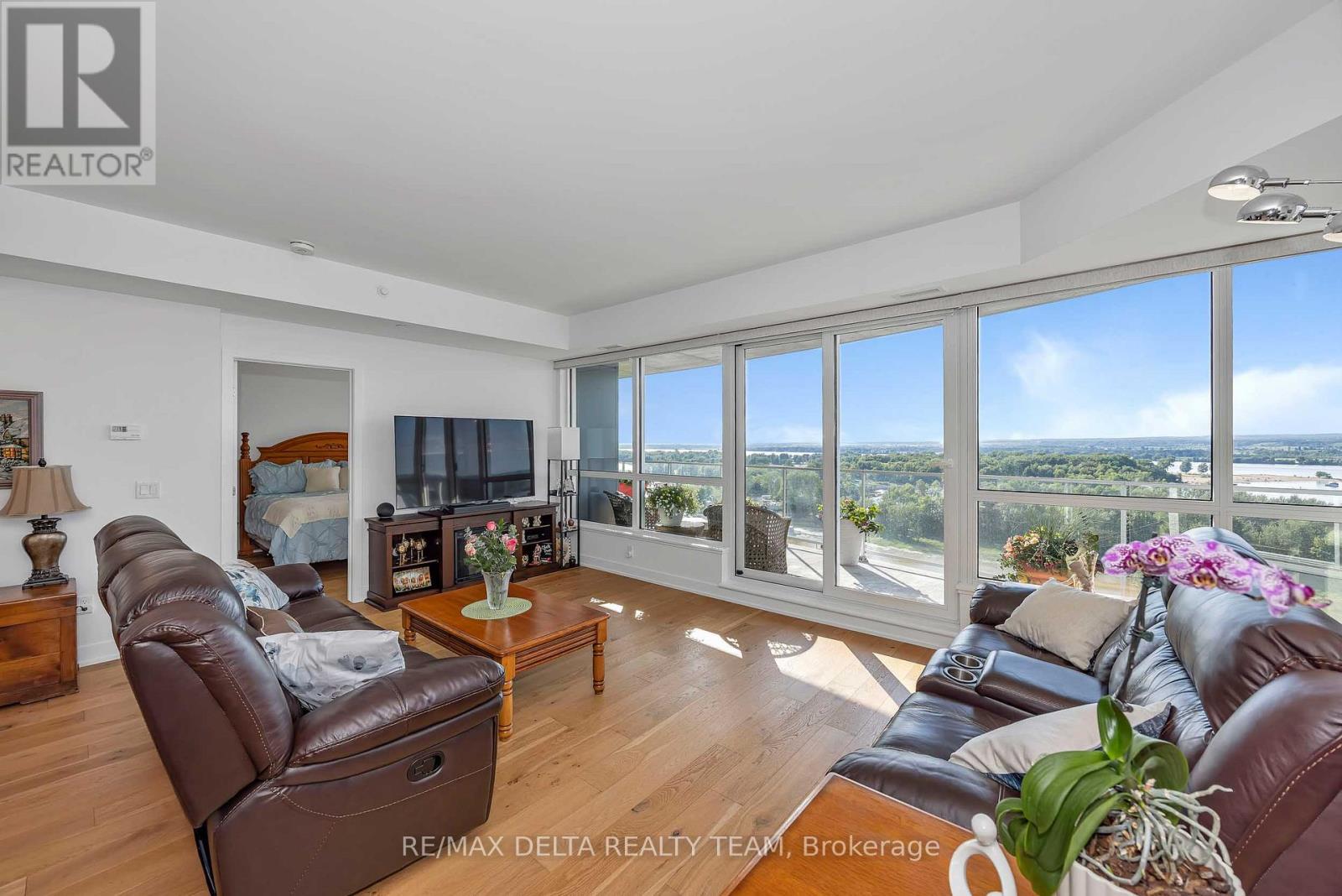 3 Bed, 2 Bath House for Sale in Ottawa – 1208 – 200 INLET PRIVATE, Ottawa – MLS# X13650934 - Image 16