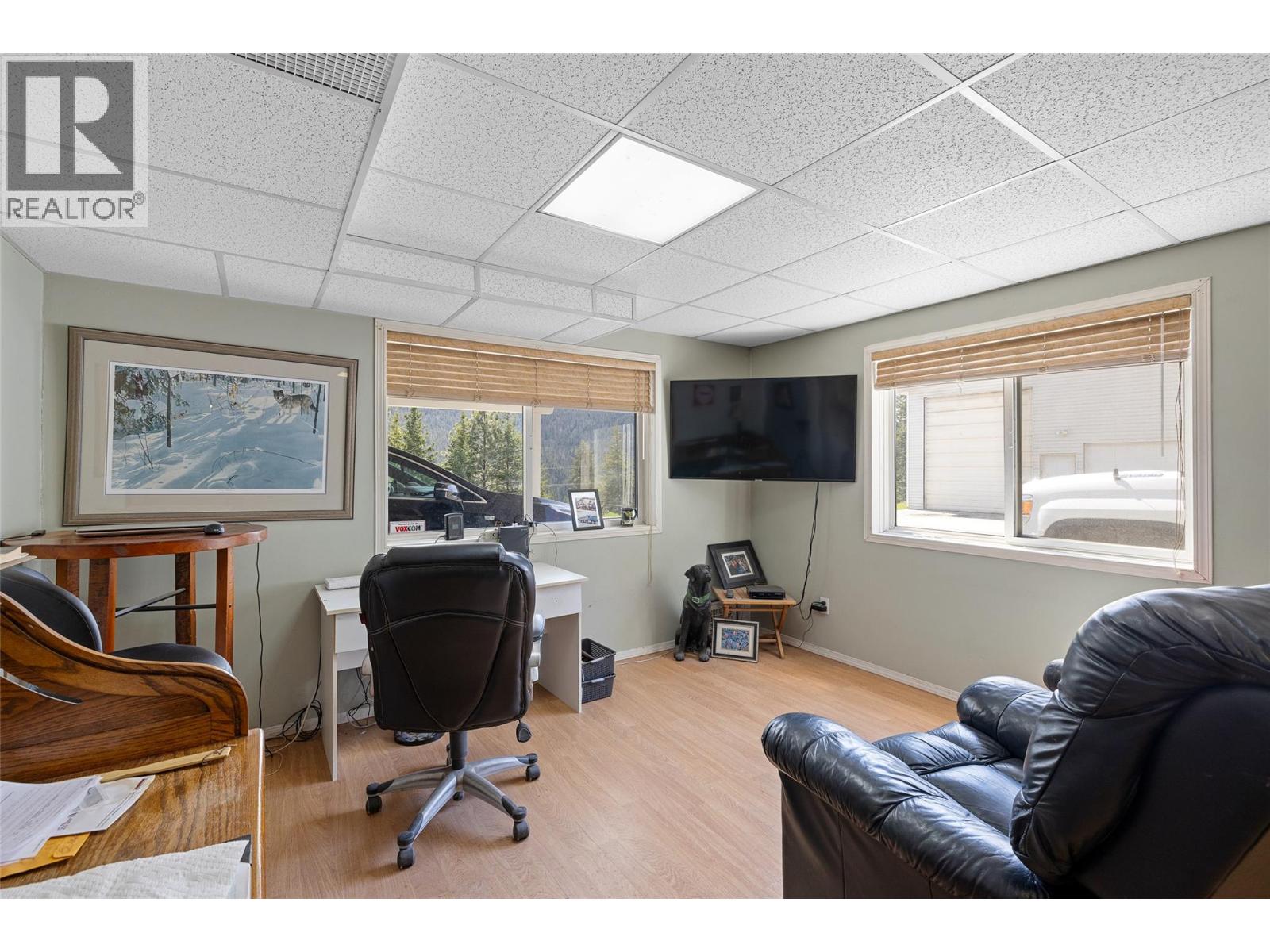 7114 Goshawk Road, Kelowna