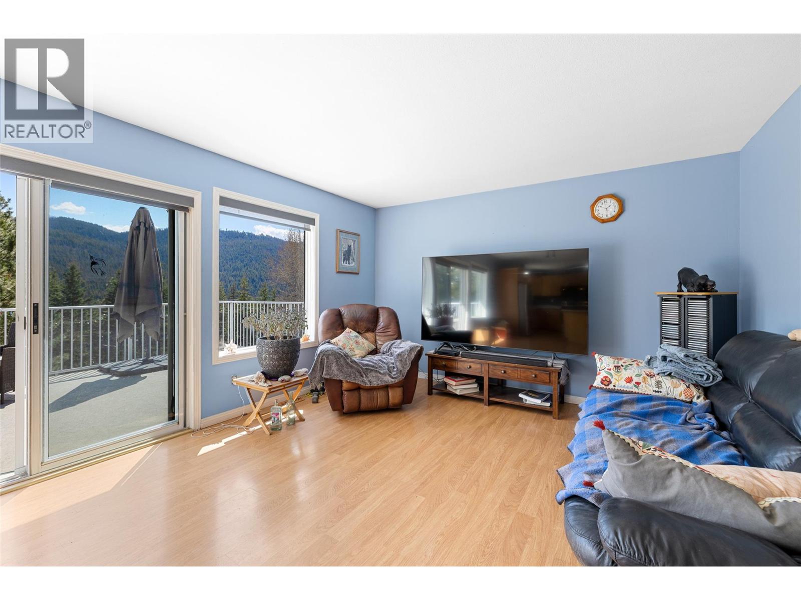 7114 Goshawk Road, Kelowna