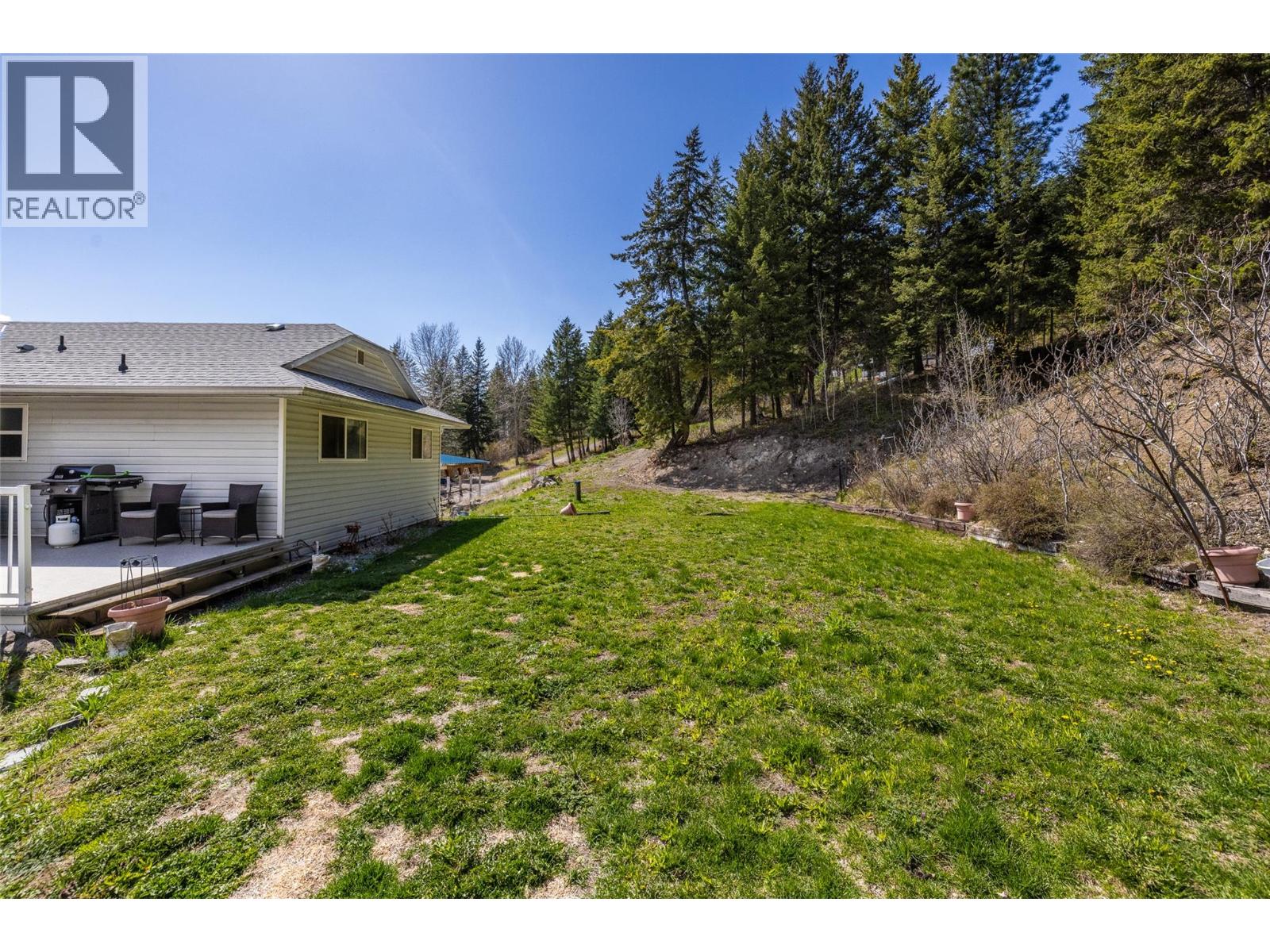 7114 Goshawk Road, Kelowna