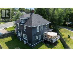 929-931 Amirault Street, photo 4