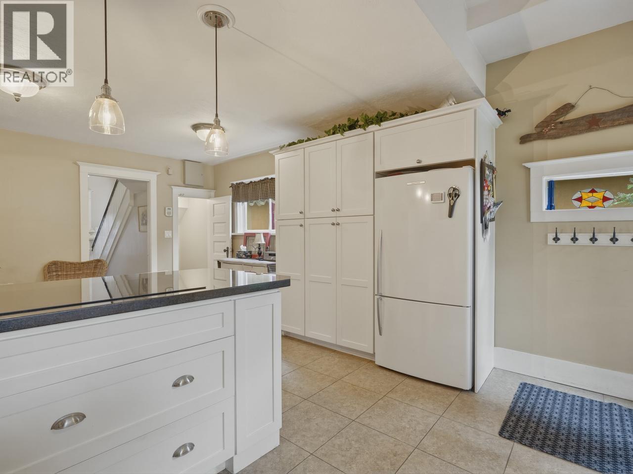624 COLBORNE STREET, New Westminster