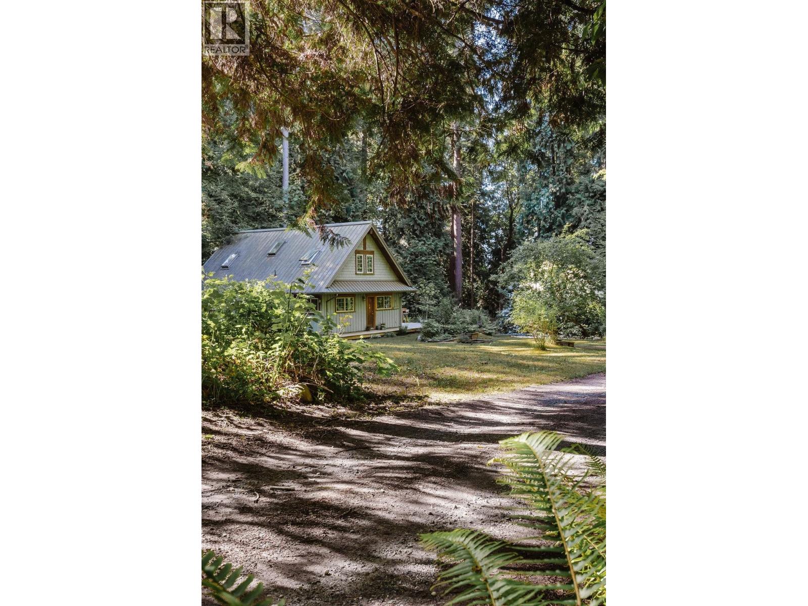 2867 LOWER ROAD, Roberts Creek