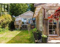 2867 Lower Road, Roberts Creek, BC V0N2W6 Photo 24