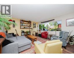 2867 Lower Road, Roberts Creek, BC V0N2W6 Photo 30