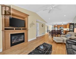 105 Meadow Lane, Wasaga Beach, ON L9Z0A4 Photo 17
