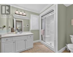 105 Meadow Lane, Wasaga Beach, ON L9Z0A4 Photo 20
