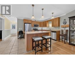 105 Meadow Lane, Wasaga Beach, ON L9Z0A4 Photo 8