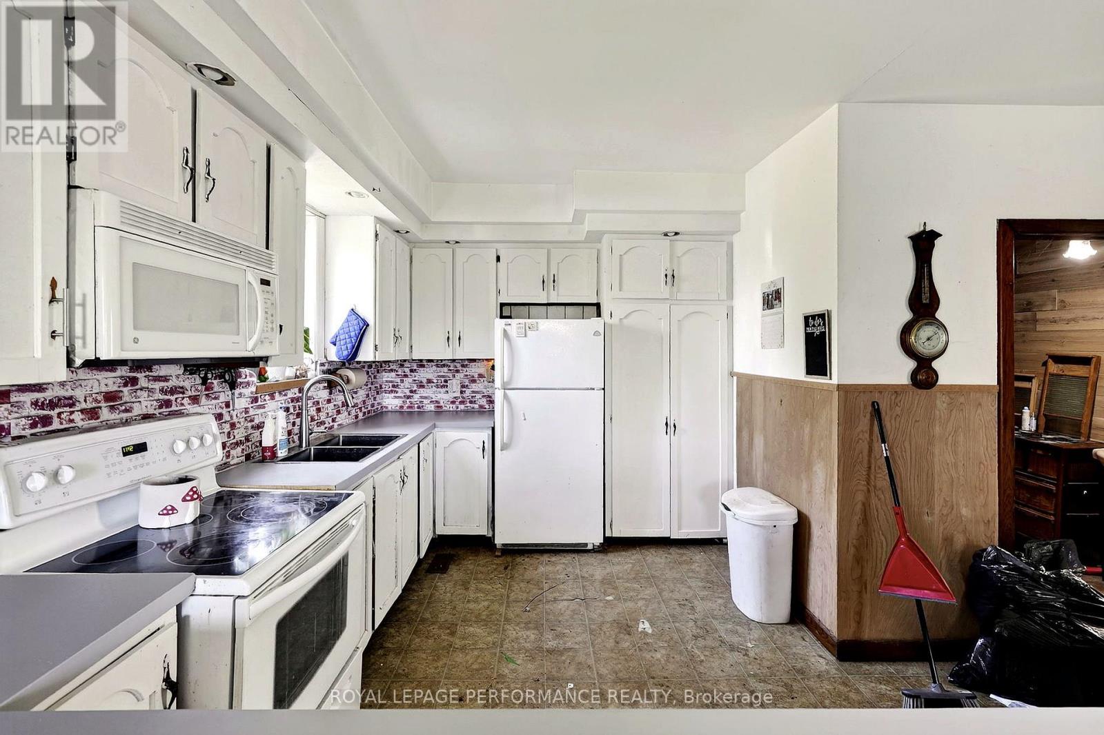 5019 COUNTY ROAD 34 N - 5
