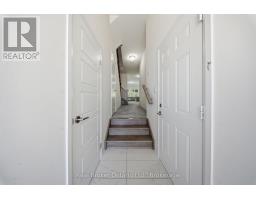 Foyer - 67 Macklin Street, Brantford, ON N3V0B7 Photo 6