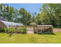 Den - 3473 Highway 215, Centre Burlington, NS B0N2A0 Photo 8