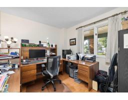 45 Blue Quill Cr Nw, Edmonton, AB T6J6C5 Photo 10