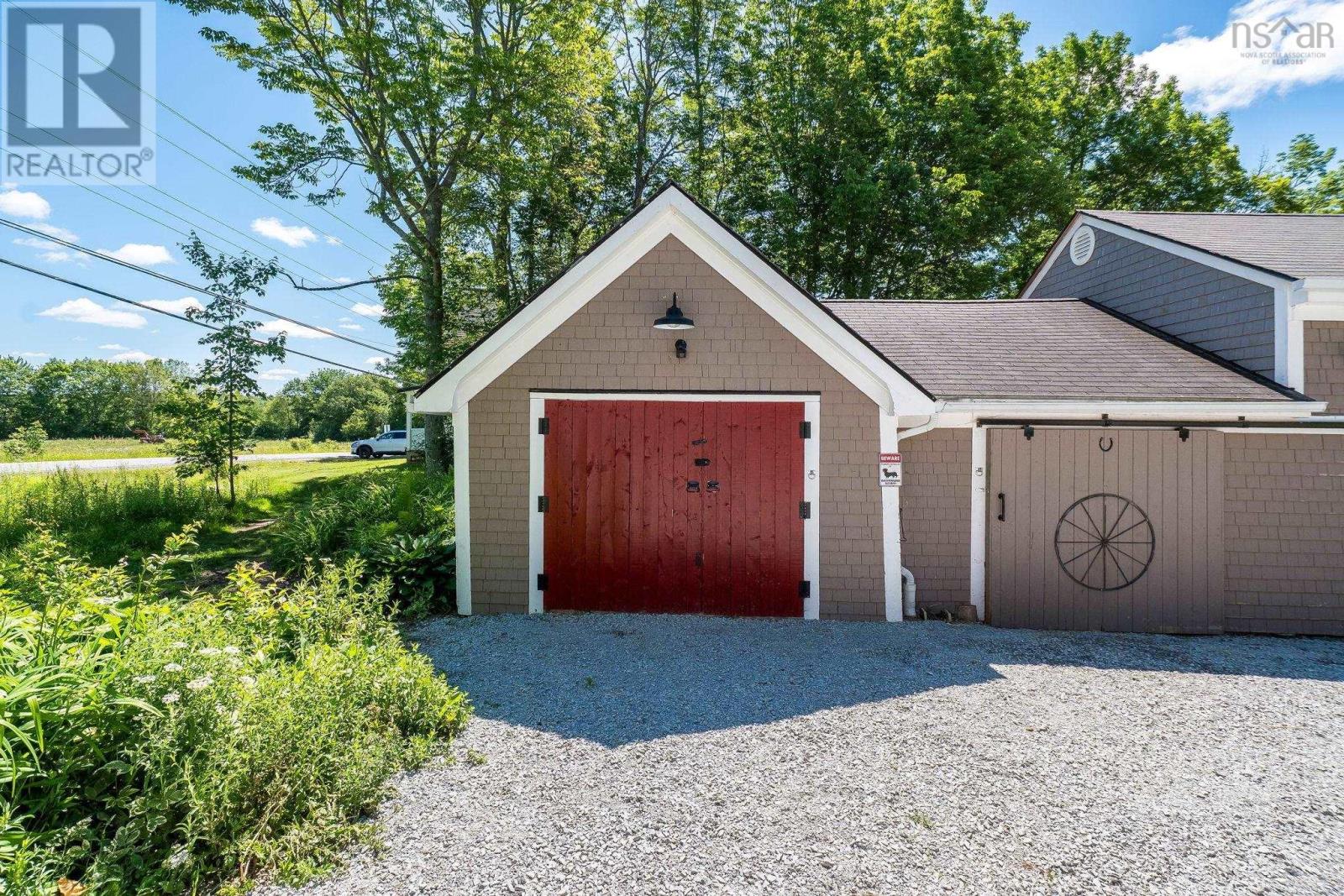 3473 Highway 215 - 38