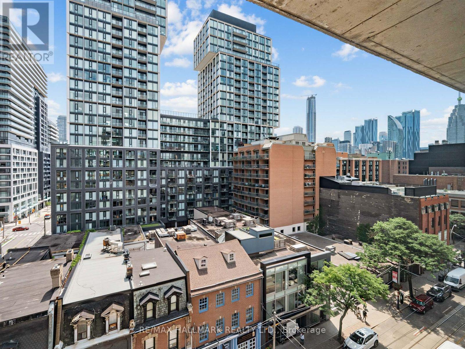 #728 333 ADELAIDE STREET E - 16
