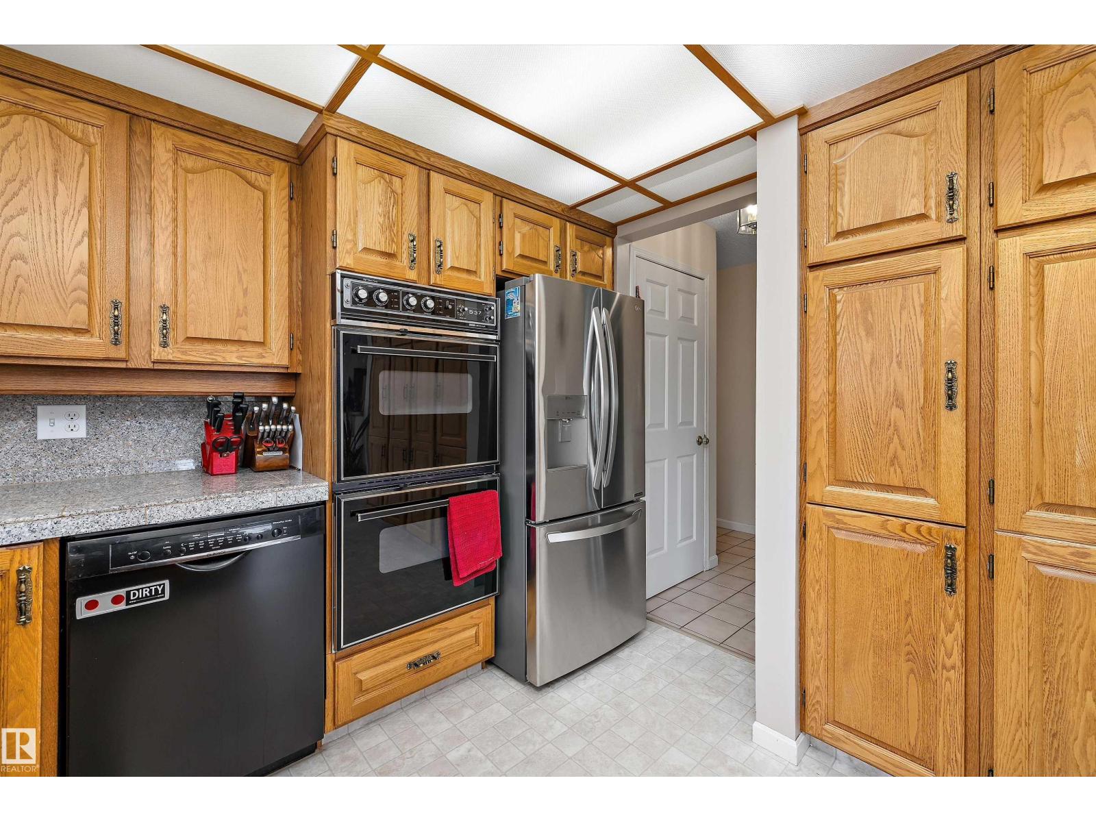 45 BLUE QUILL CR NW - Image 20
