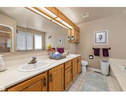 45 Blue Quill Cr Nw, Edmonton, AB T6J6C5 Photo 37